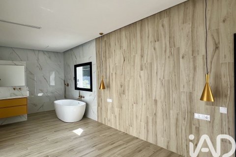 8 chambres house à vendre à Sant Andreu de Llavaneres, Barcelona, Catalonia, Spain № 4784 - photo 10