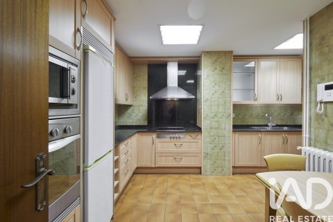 4 bedrooms apartment for sale in Barcelona, Catalonia, Spain № 4782 - photo 19