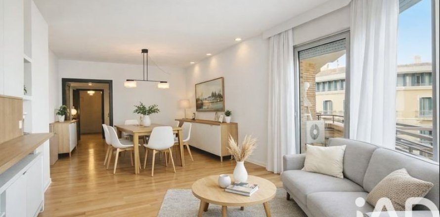 4 bedrooms apartment for sale in Barcelona, Catalonia, Spain № 4782