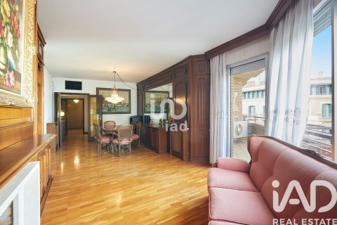 4 bedrooms apartment for sale in Barcelona, Catalonia, Spain № 4782 - photo 24