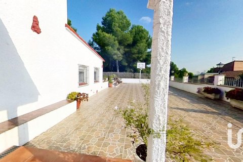 Купить дом в Эль-Вендрель, Испания с 4 спальни, 277м², № 4781 - фото 4