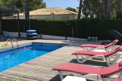 Купить дом в Л'Аметлья-де-Мар, Испания с 3 спальни, 178м², № 4780 - фото 2