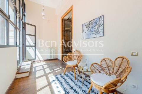 Apartamento de 7 dormitorios en venta en Barcelona, Cataluña, Spain № 2857 - foto 6