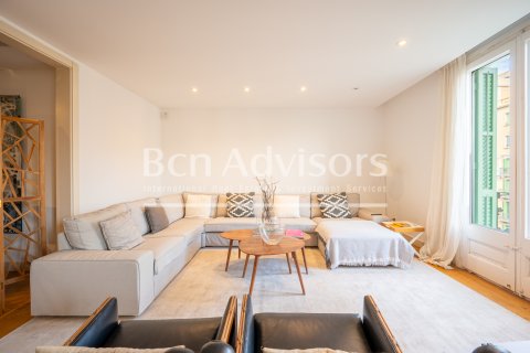 Купить квартиру в Барселона, Испания с 4 спальни, 215м², № 2862 - фото 9
