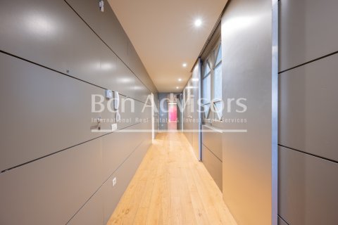 Купить квартиру в Барселона, Испания с 4 спальни, 215м², № 2862 - фото 15