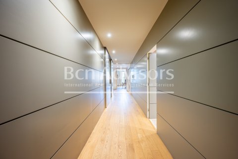 Купить квартиру в Барселона, Испания с 4 спальни, 215м², № 2862 - фото 16