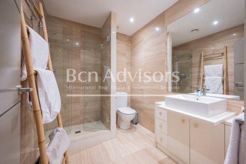 Купить квартиру в Барселона, Испания с 4 спальни, 215м², № 2862 - фото 21