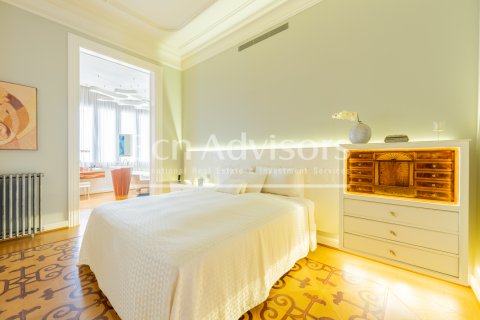 2 chambres apartment à vendre à Barcelona, Catalonia, Spain № 2858 - photo 23