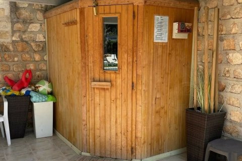 Купить дом в Л'Аметлья-де-Мар, Испания с 5 спален, 266м², № 5090 - фото 13