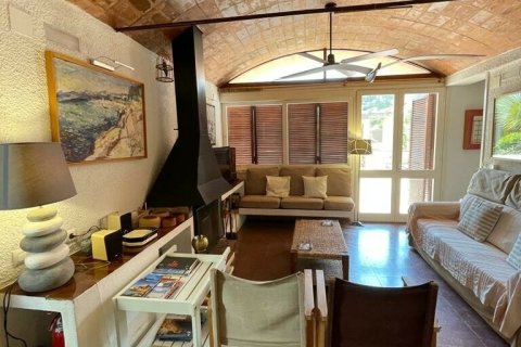 Купить дом в Л'Аметлья-де-Мар, Испания с 5 спален, 266м², № 5090 - фото 26