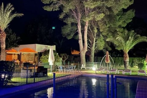 Купить дом в Л'Аметлья-де-Мар, Испания с 5 спален, 266м², № 5090 - фото 11