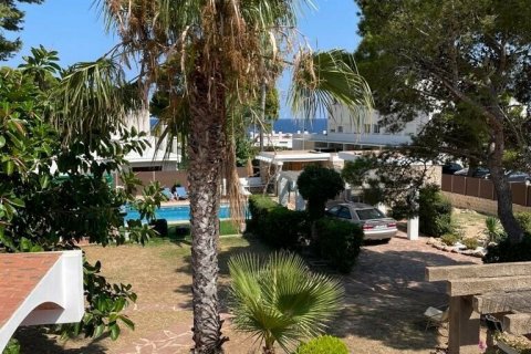 Купить дом в Л'Аметлья-де-Мар, Испания с 5 спален, 266м², № 5090 - фото 4