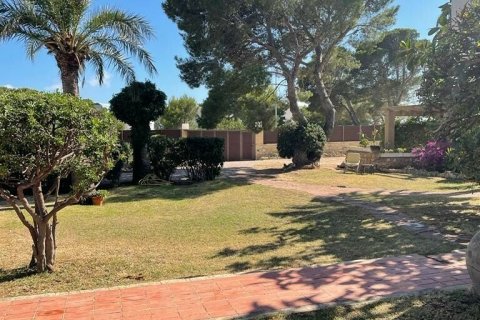 Купить дом в Л'Аметлья-де-Мар, Испания с 5 спален, 266м², № 5090 - фото 28