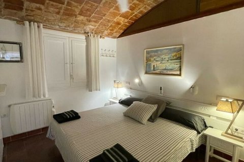 Купить дом в Л'Аметлья-де-Мар, Испания с 5 спален, 266м², № 5090 - фото 22