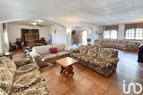 8 bedrooms house for sale in Riudoms, Tarragona, Catalonia, Spain № 5092 - photo 8