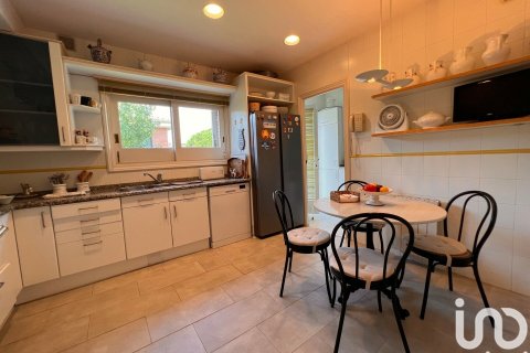 5 bedrooms house for sale in Sant Andreu de Llavaneres, Barcelona, Catalonia, Spain № 5091 - photo 12