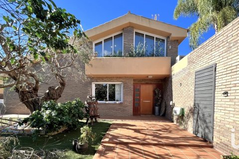 4 bedrooms house for sale in Cabrera de Mar, Barcelona, Catalonia, Spain № 5087