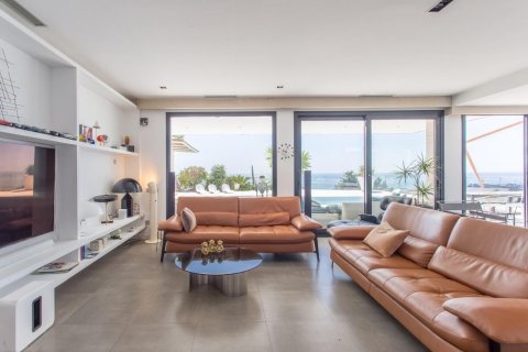 Купить дом в Сан-Висенс де Монтальт, Испания с 6 комнат, № 1424 - фото 9