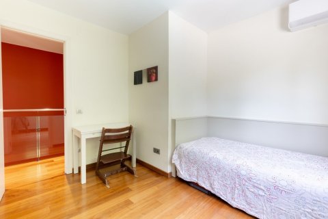 Купить дом в Сан-Кугат-дель-Вальес, Испания с 6 комнат, № 1429 - фото 26