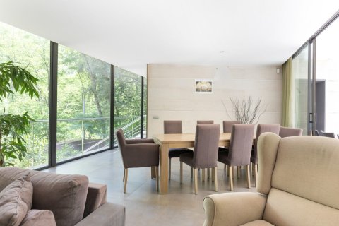 Купить дом в Сан-Кугат-дель-Вальес, Испания с 6 комнат, № 1429 - фото 12