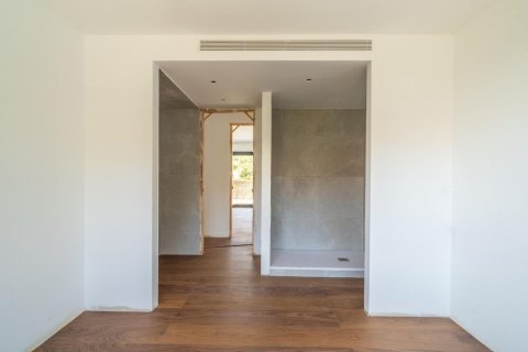 Купить дом в Алелья, Испания с 6 комнат, № 1428 - фото 18