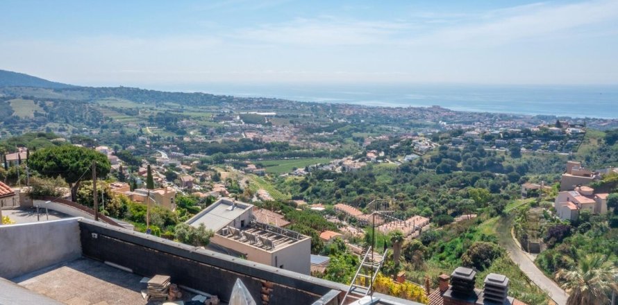 Дом с 5 спальнями в Алелье, Барселона, Каталония, Испания № 1428