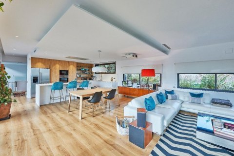 Купить дом в Сан-Висенс де Монтальт, Испания с 6 комнат, № 1426 - фото 10