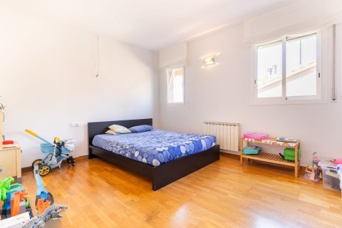 Купить дом в Сан-Кугат-дель-Вальес, Испания с 5 комнат, № 1430 - фото 28