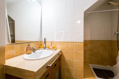 Снять в аренду виллу в Кастельдефельс, Испания с 5 спален, 302м², № 6467 - фото 17