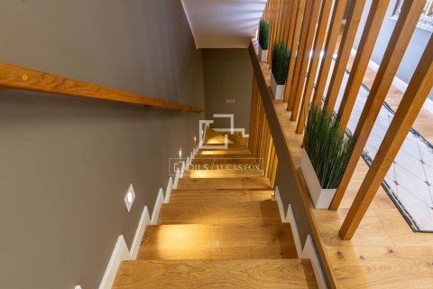 Снять в аренду виллу в Эсплугес-де-Льобрегат, Испания с 3 спальни, 240м², № 6466 - фото 5