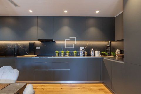 Снять в аренду виллу в Эсплугес-де-Льобрегат, Испания с 3 спальни, 240м², № 6466 - фото 22