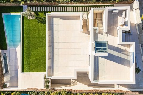 Купить дом в Ситжес, Испания с 6 комнат, 561м², № 6471 - фото 16