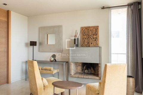 Снять в аренду виллу в Гава, Испания с 6 спален, 800м², № 6470 - фото 17