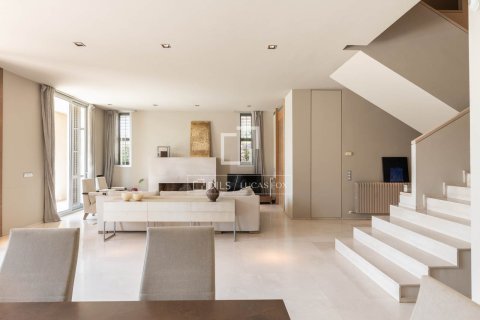 Снять в аренду виллу в Гава, Испания с 6 спален, 800м², № 6470 - фото 9