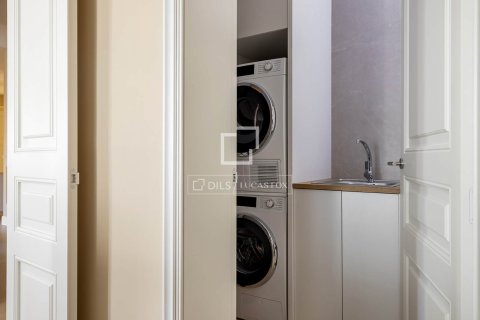 3 chambres apartment à louer à Barcelona, Catalonia, Spain № 6469 - photo 9