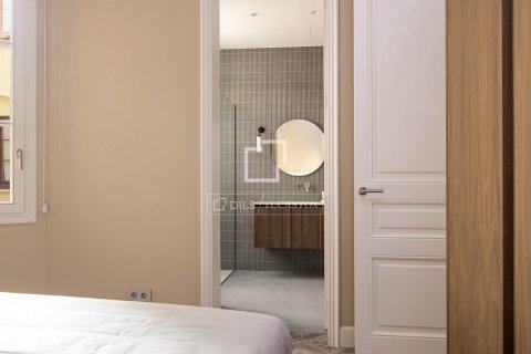 3 chambres apartment à louer à Barcelona, Catalonia, Spain № 6469 - photo 30