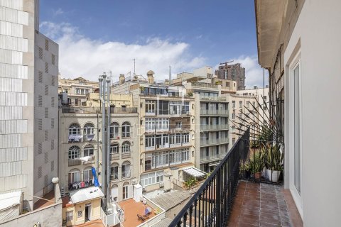 Купить квартиру в Барселона, Испания с 3 спальни, 140м², № 7130 - фото 7