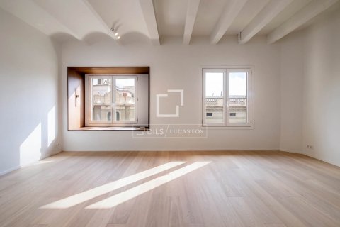 Купить квартиру в Барселона, Испания с 3 спальни, 140м², № 7130 - фото 27