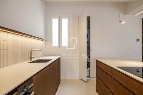 Купить квартиру в Барселона, Испания с 3 спальни, 140м², № 7130 - фото 19