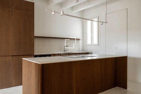 Купить квартиру в Барселона, Испания с 3 спальни, 140м², № 7130 - фото 21
