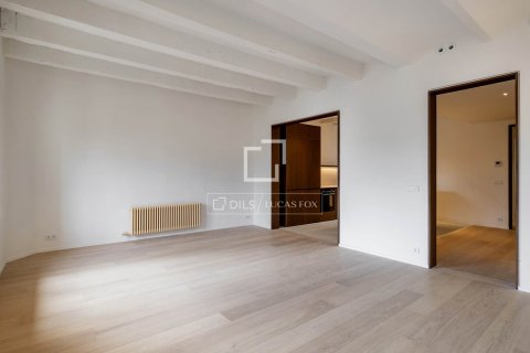 Купить квартиру в Барселона, Испания с 3 спальни, 140м², № 7130 - фото 25