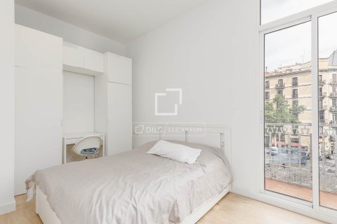 3 bedrooms apartment for sale in Barcelona, Catalonia, Spain № 7127 - photo 22