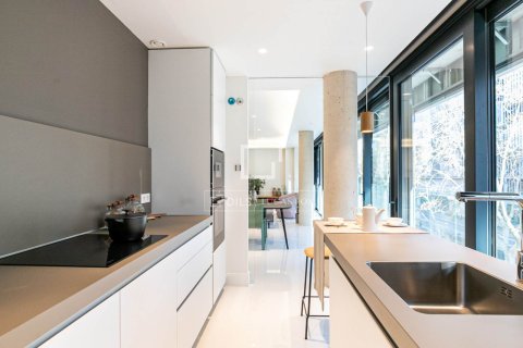3 bedrooms apartment for sale in Barcelona, Catalonia, Spain № 7128 - photo 20