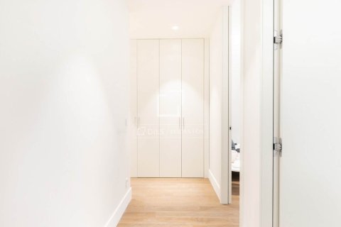 3 bedrooms apartment for sale in Barcelona, Catalonia, Spain № 7128 - photo 16