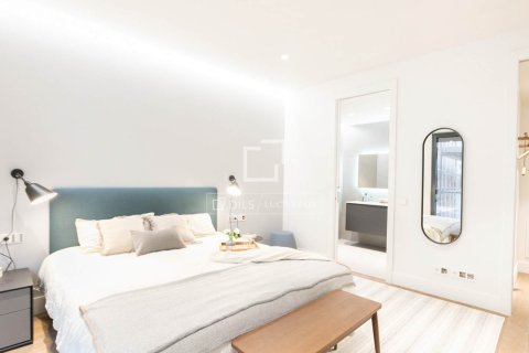 3 bedrooms apartment for sale in Barcelona, Catalonia, Spain № 7128 - photo 13