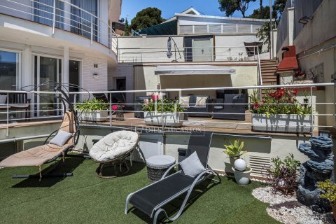 5 bedrooms villa for sale in Castelldefels, Barcelona, Catalonia, Spain № 7126 - photo 8