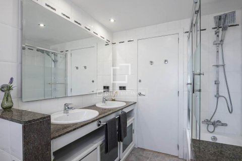 5 bedrooms villa for sale in Castelldefels, Barcelona, Catalonia, Spain № 7126 - photo 26