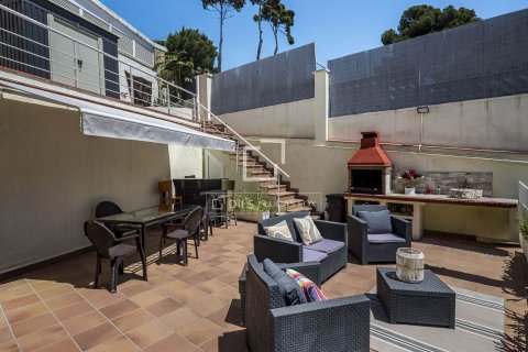 5 bedrooms villa for sale in Castelldefels, Barcelona, Catalonia, Spain № 7126 - photo 11