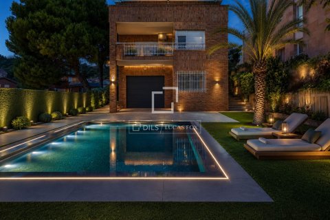 5 bedrooms villa for sale in Sant Just Desvern, Barcelona, Catalonia, Spain № 7131 - photo 29