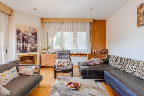 5 bedrooms villa for sale in Sant Just Desvern, Barcelona, Catalonia, Spain № 7131 - photo 4